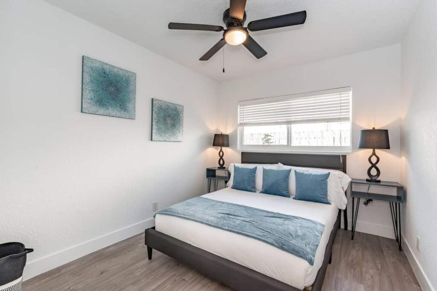 Fox Private Resort-heated Pool, Spa-downtown&beach Villa