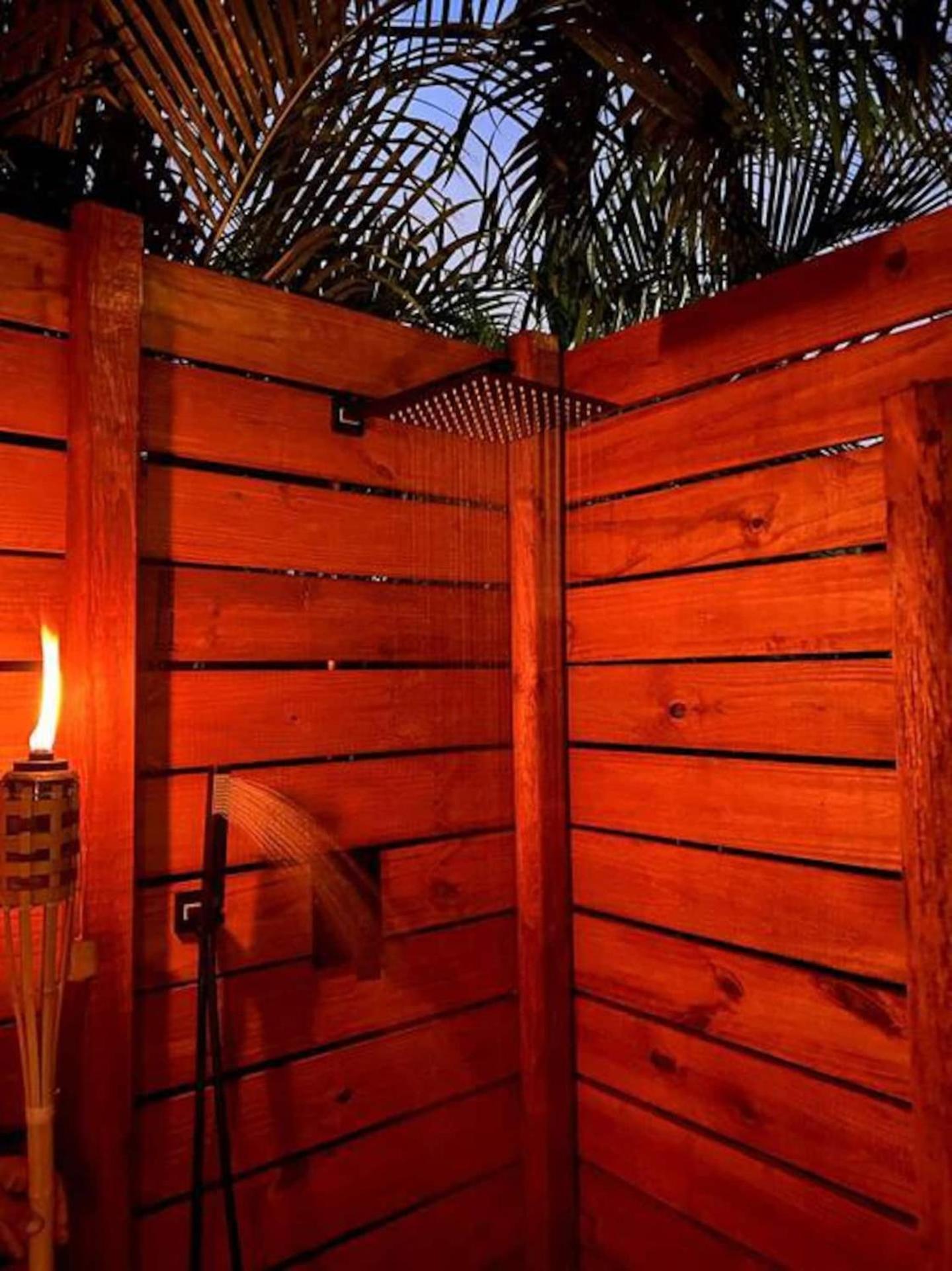 Fox Private Resort-heated Pool, Spa-downtown&beach Villa *